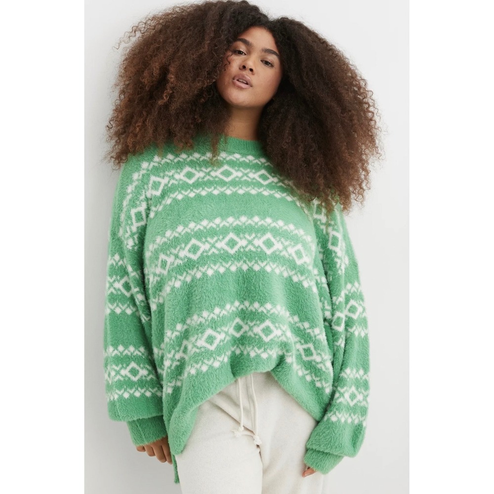 Aerie M Fair Isle Fuzzy OVERSIZED Crew Neck Eyelash Holiday Cozy Women's Sweater